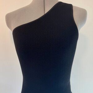 Aritzia Babaton Sculpt Knit Seven Top - Black - L
